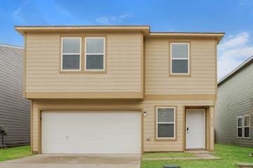 213 FARMINGTON DR HARVEST, AL 35749